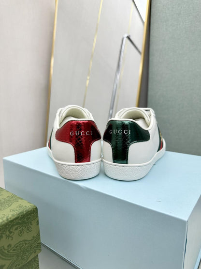 GU  Iconic Sneakers Unisex 2 Color WOW - SALE-