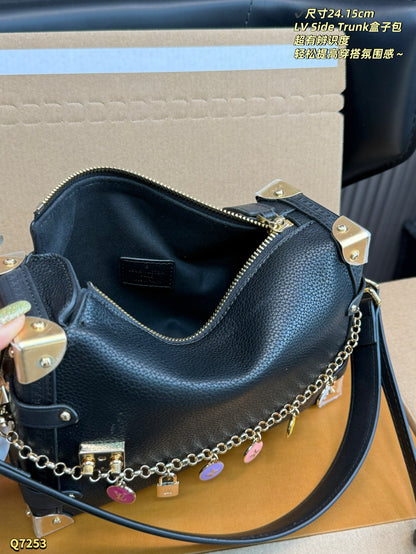 LU  trunk bag 4 Color 24 cm
