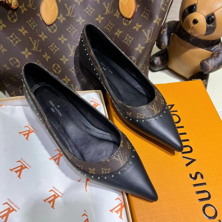 LU  Shoes  Woman Size  3 Color's -SALE -