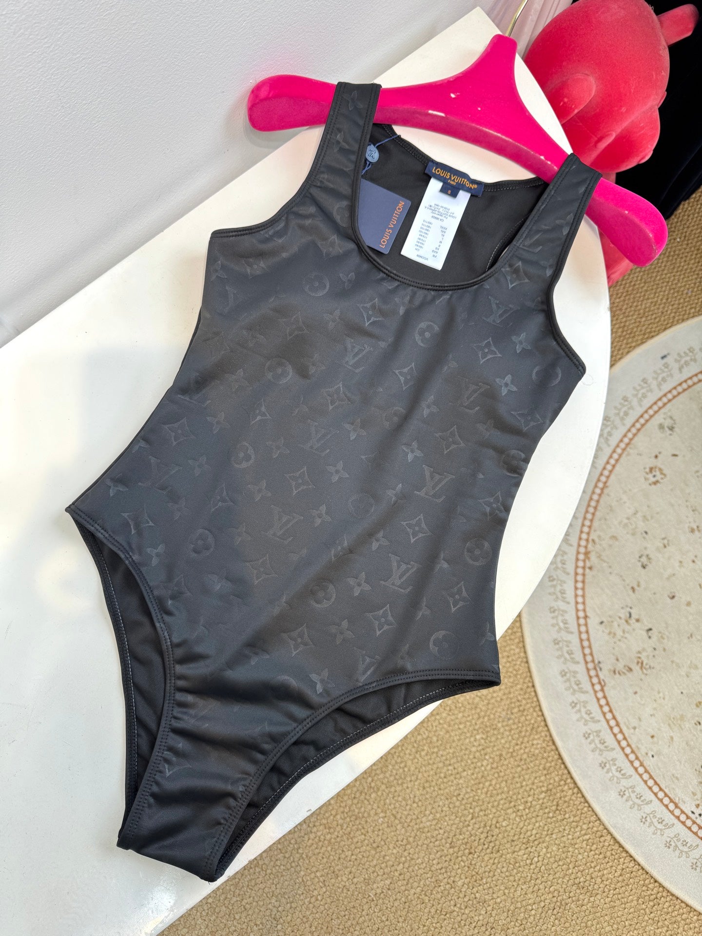 LU  Swimsuit Bikini body