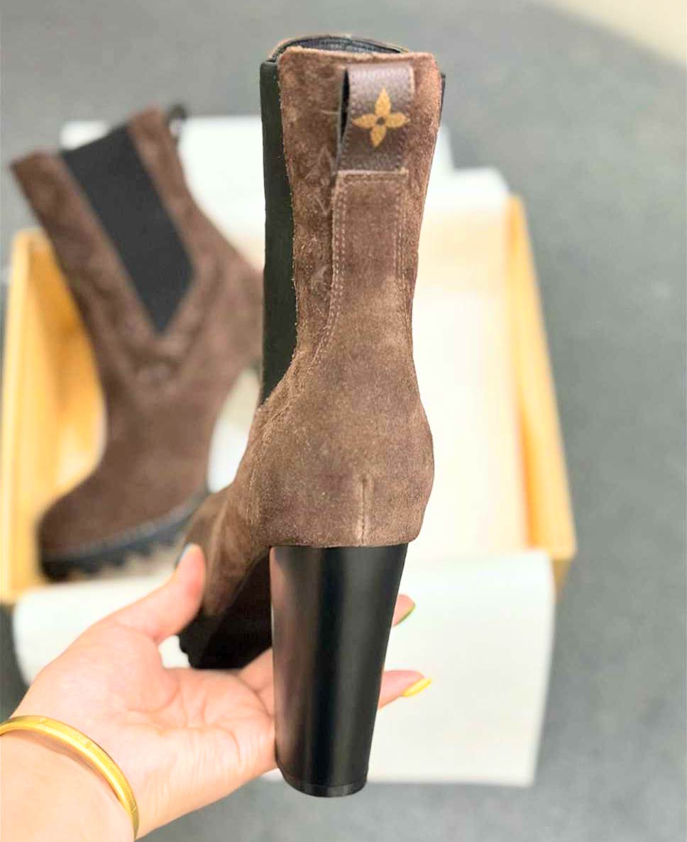 LU  Woman Boots 2 Color's