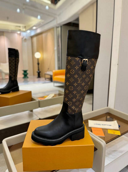 LU Boots Woman
