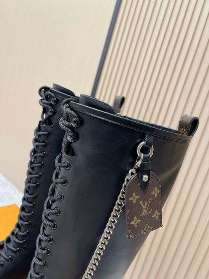 LU Combat  Woman Boots