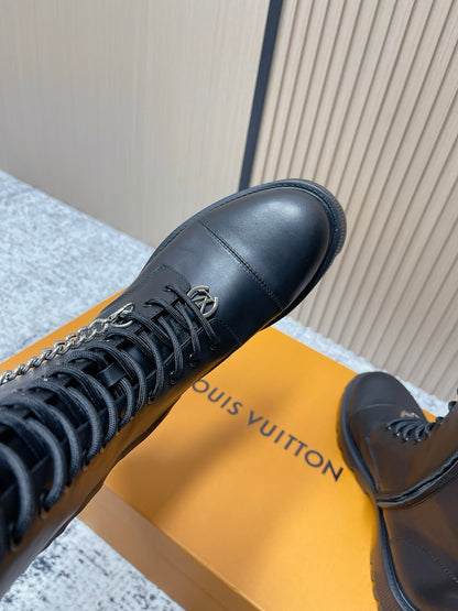 LU Combat  Woman Boots