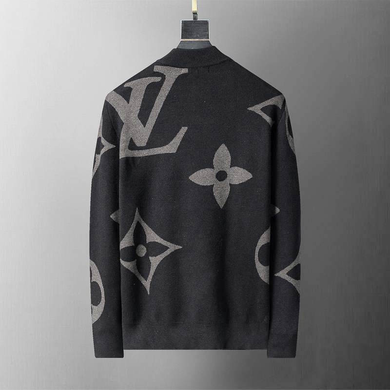 LU   Sweater  Man