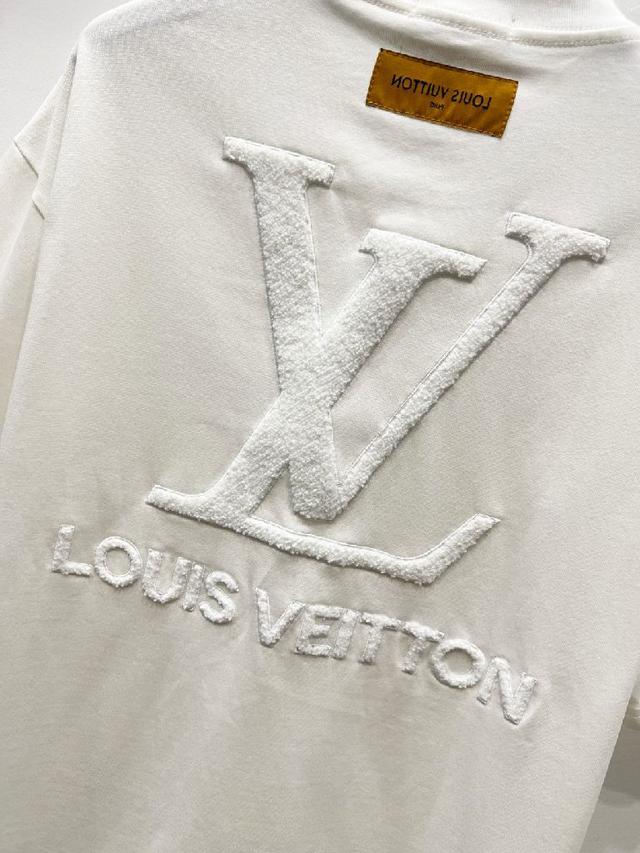 LU T-shirt