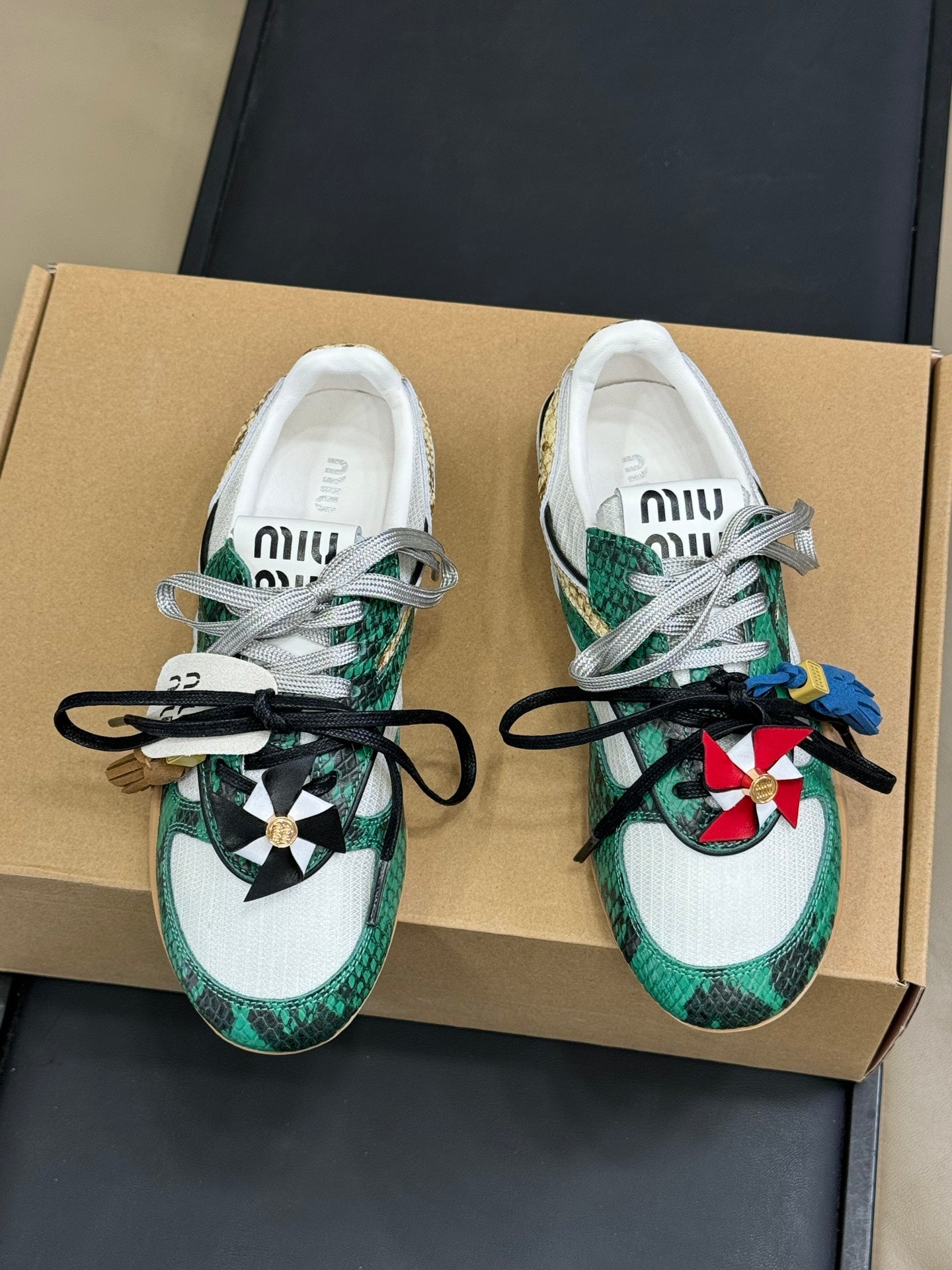 MUI MI Sneakers 3 Color's