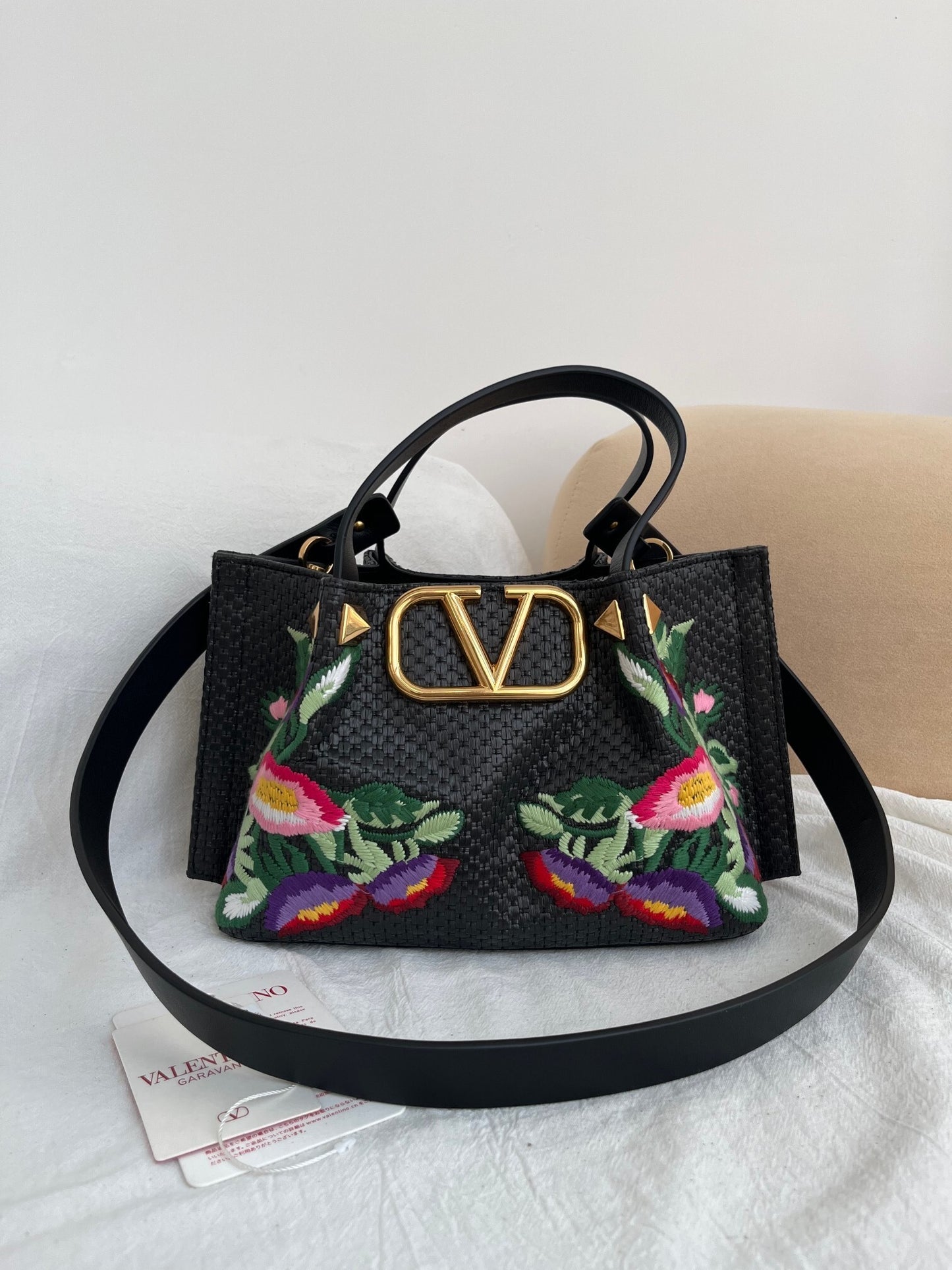 CV  Logo Raffia Tote Bag 2 Color's 35 cm