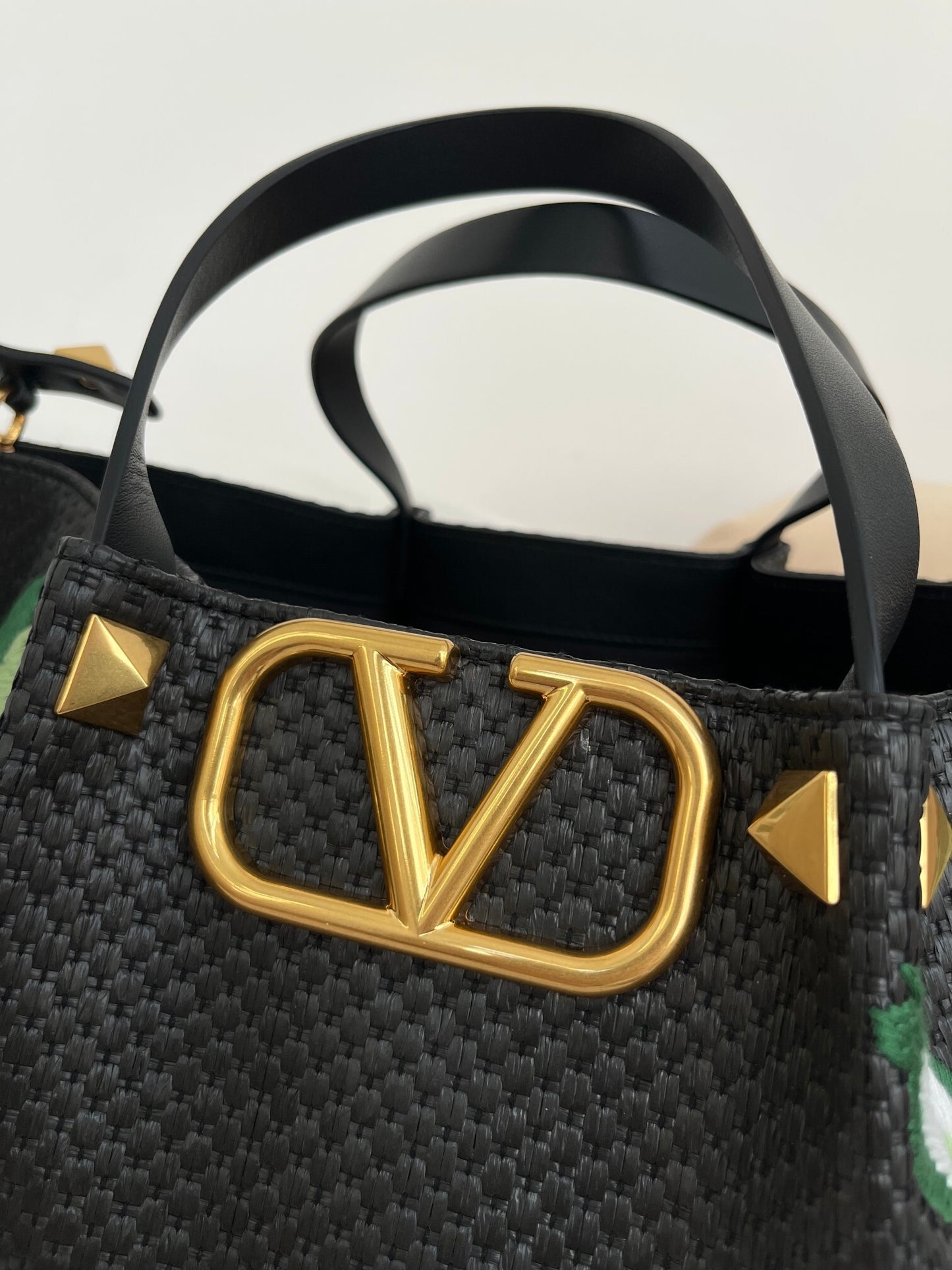 CV  Logo Raffia Tote Bag 2 Color's 35 cm