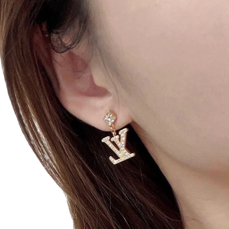 LU Fashion earrings  SALE-min order required