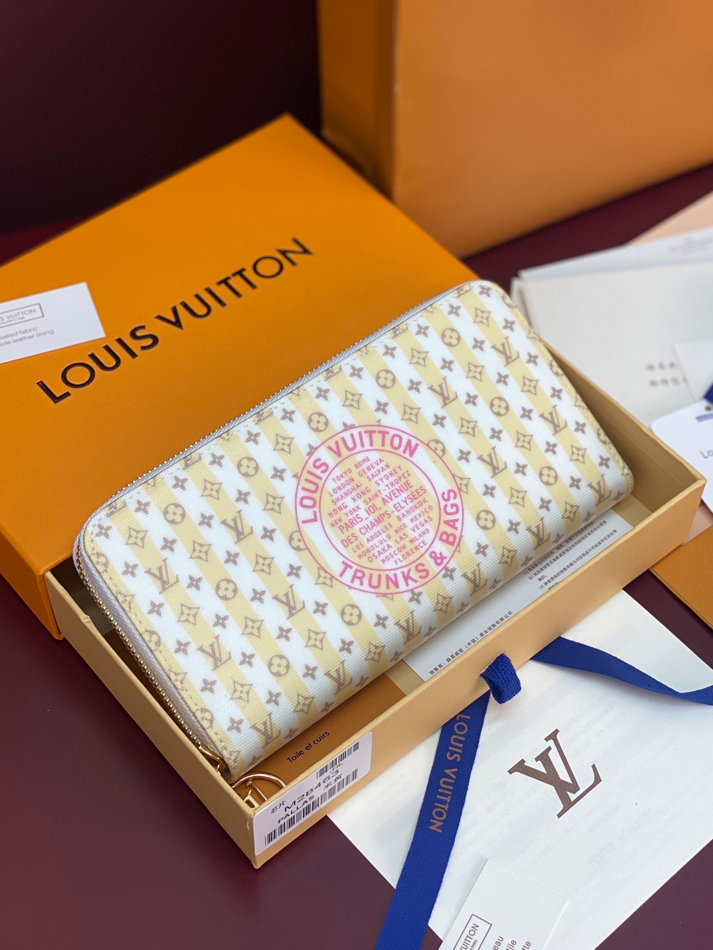 LU  3 Color's Wallet 20 cm
