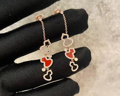 VAN C & A Fashion earrings  2 Color's