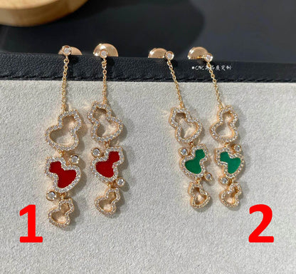 VAN C & A Fashion earrings  2 Color's