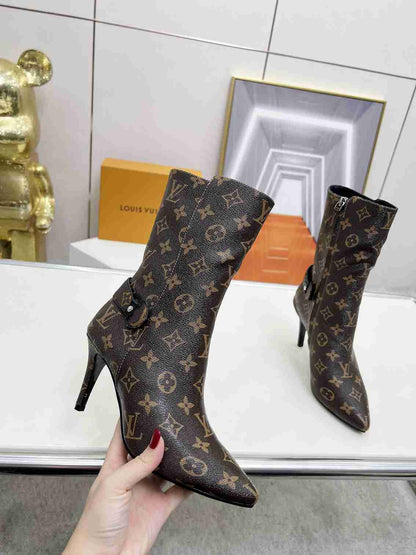 LU Woman Boots High Heels 42