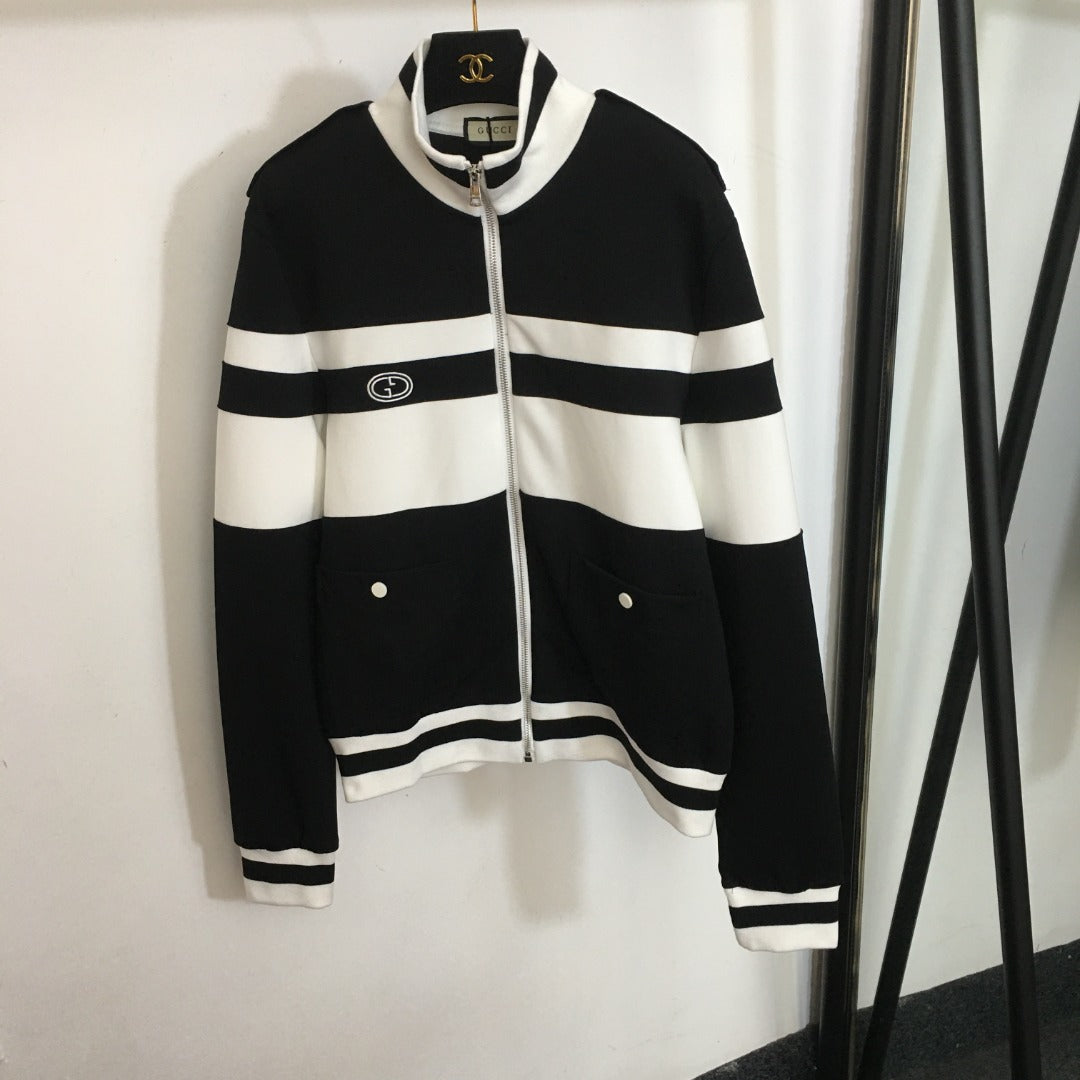 GU  Sport Suits  Woman