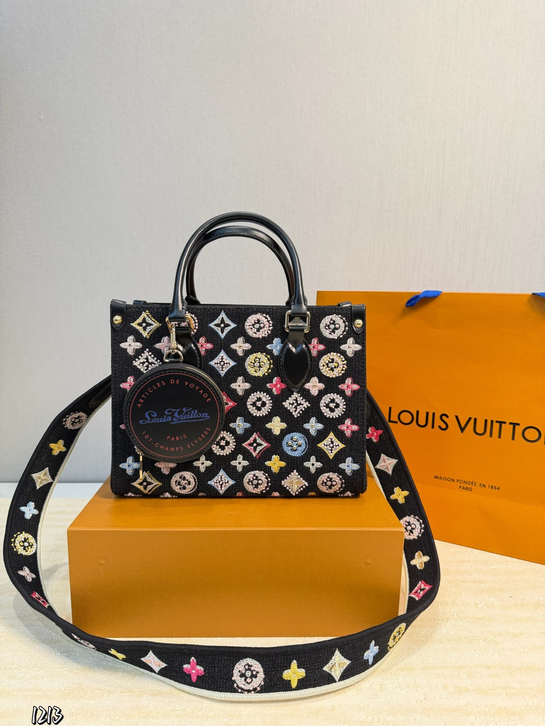 LU  Shopping Bag  32 cm 2 Color's