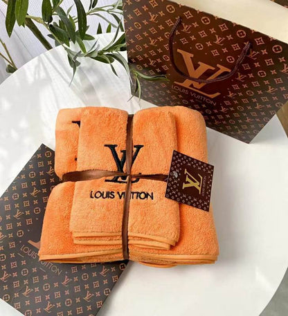 LU Towel Set 2 Color's