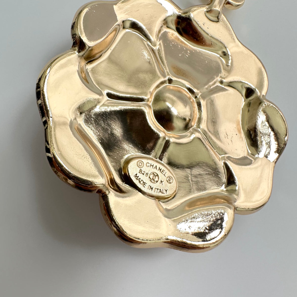 CHL Enamel Camellia and Faux Pearl Key Chain 3 Color's