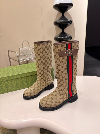 GU Boots High Monogram