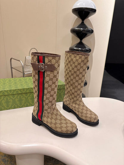 GU Boots High Monogram