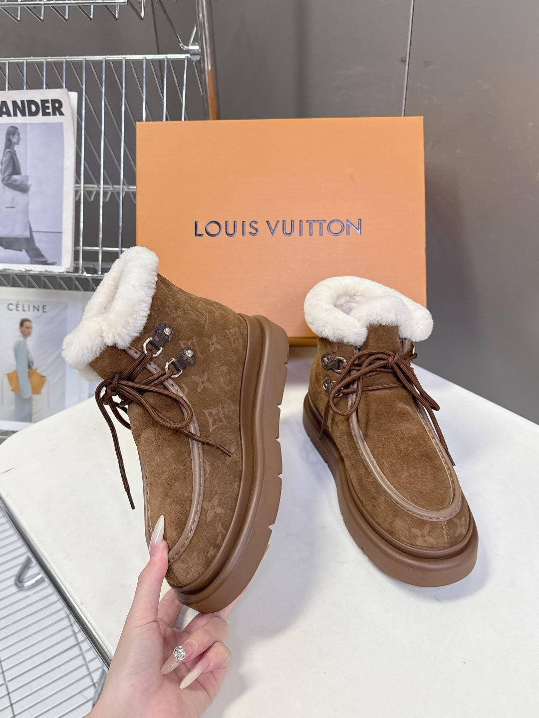 LU x ugg Cortina Shearling Boots Woman Low