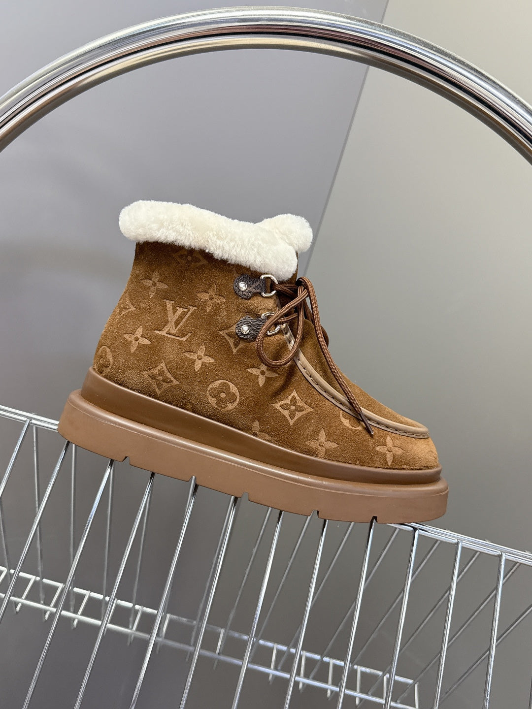 LU x ugg Cortina Shearling Boots Woman Low