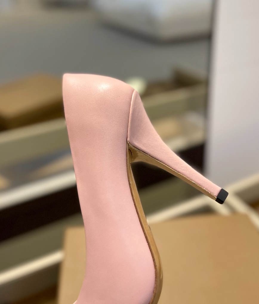 *BURBBER shoes Heels 3 Color 's