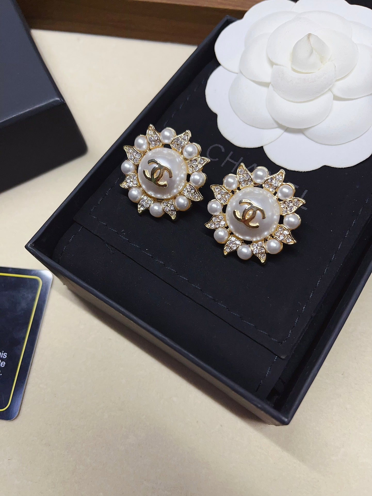 C H L Fashion earrings  SALE-min order required