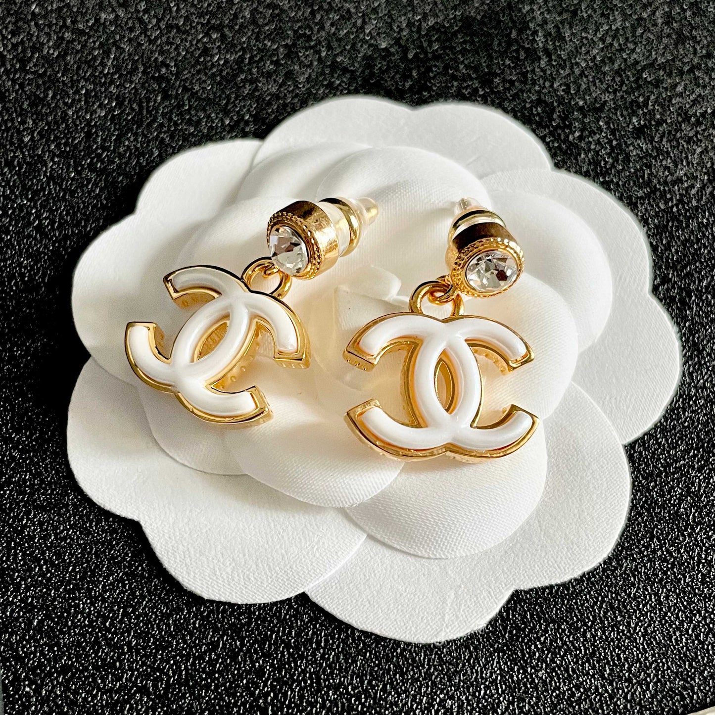 CHL Fashion earrings