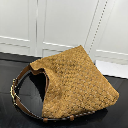 GU Maxi Horsebit Large suede tote bag 40 cm Large