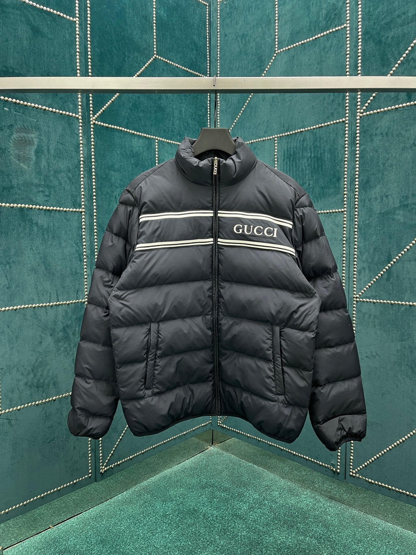 GU Man Down Jacket IOFF