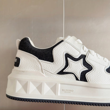 CV Sneakers 2 Color's