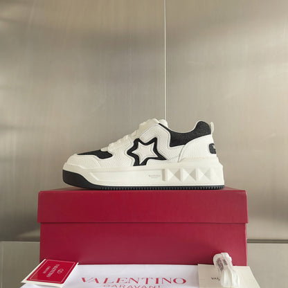 CV Sneakers 2 Color's