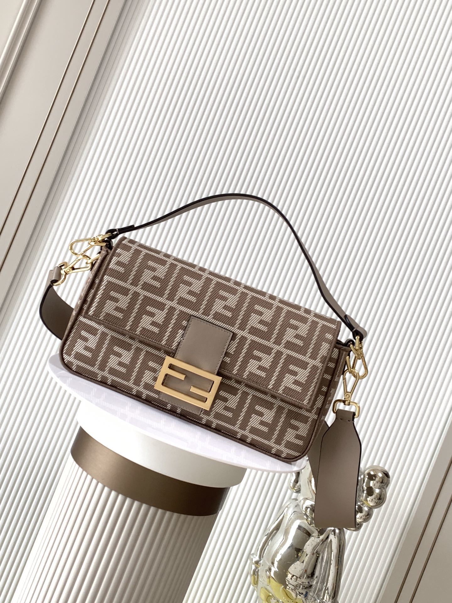 FEN jacquard  Bag  2 Size's 2 Color's