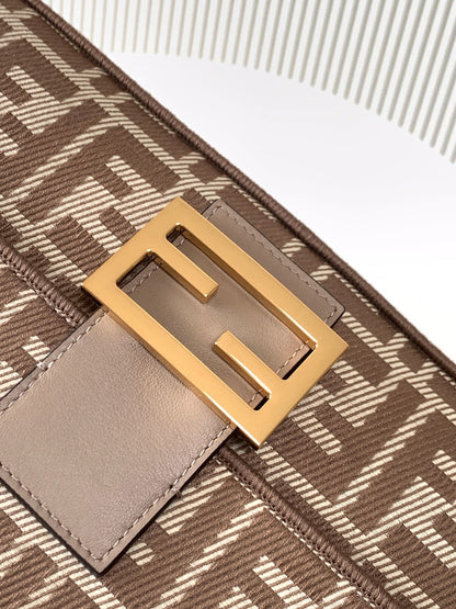 FEN jacquard  Bag  2 Size's 2 Color's