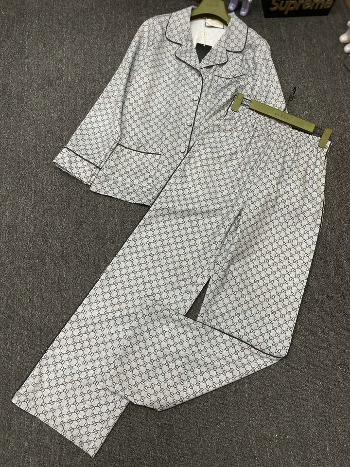 GU Clothing Jacket Set Pajama