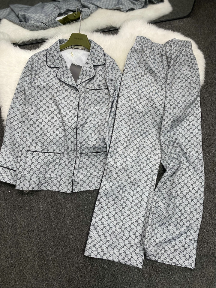 GU Clothing Jacket Set Pajama