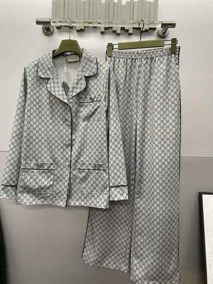 GU Clothing Jacket Set Pajama