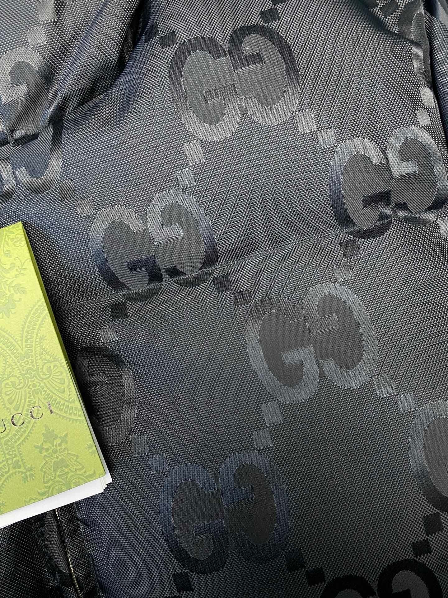 GU Man Down Jacket 2 Color 's IOFF