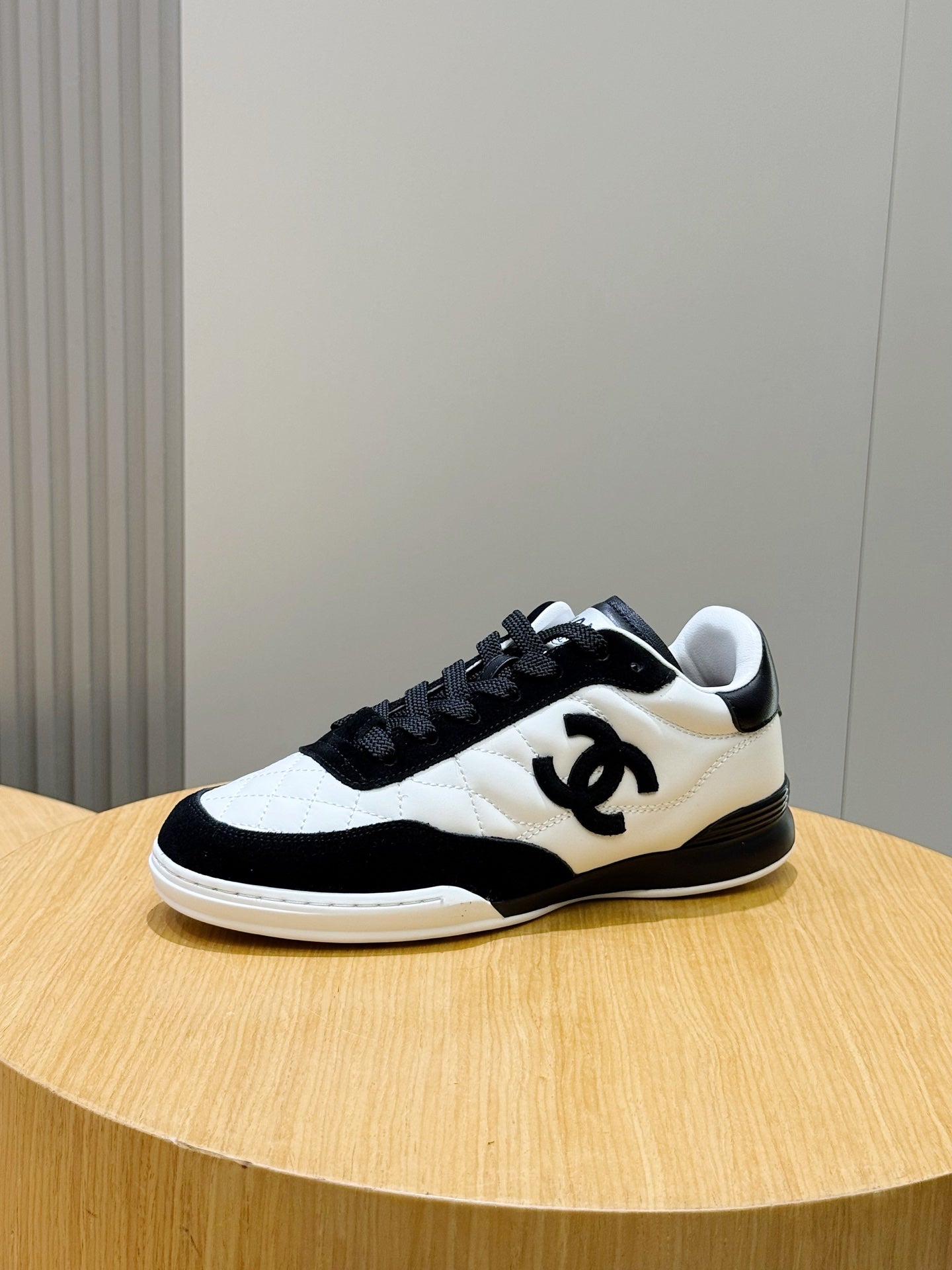 CHL  Sneakers Woman 2 Color's