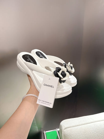 CHL slippers sandals  Woman 2 Color's