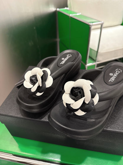 CHL slippers sandals  Woman 2 Color's