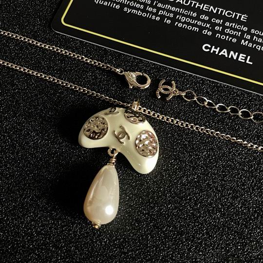 CHL Fashion Necklace