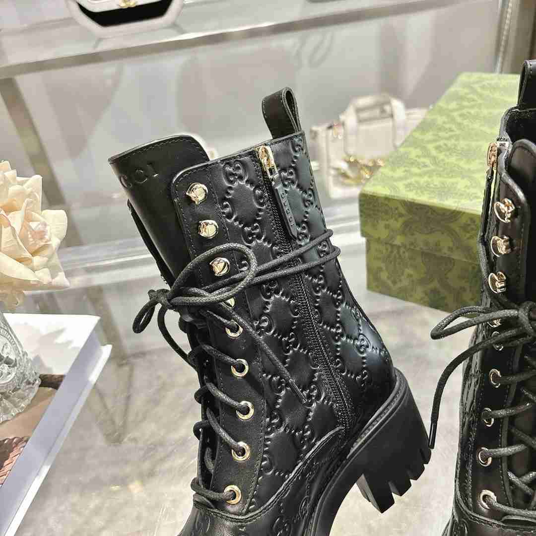 GU  Woman Boots Combat 42