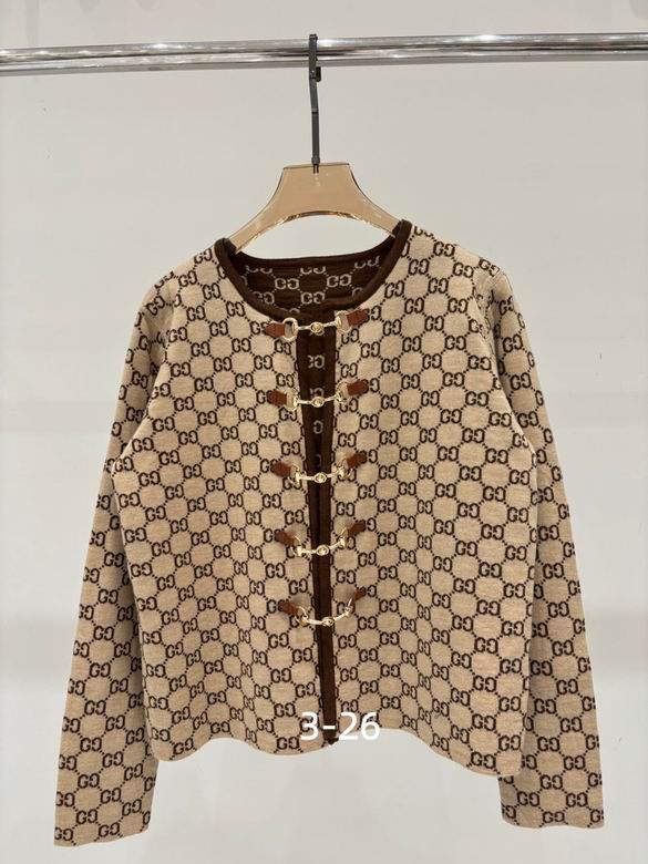 GU Woman  jacket GQ