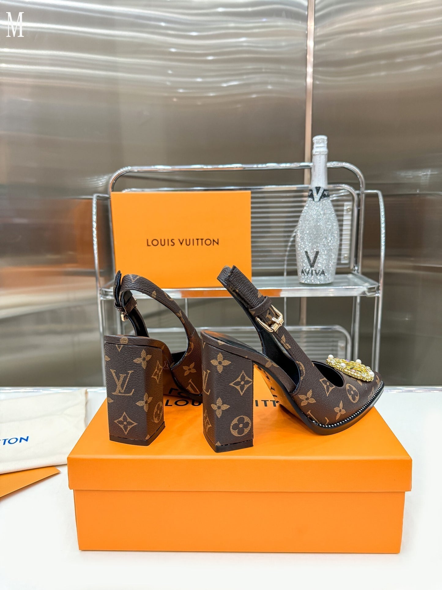 LU Shoes  Woman 2 Color's