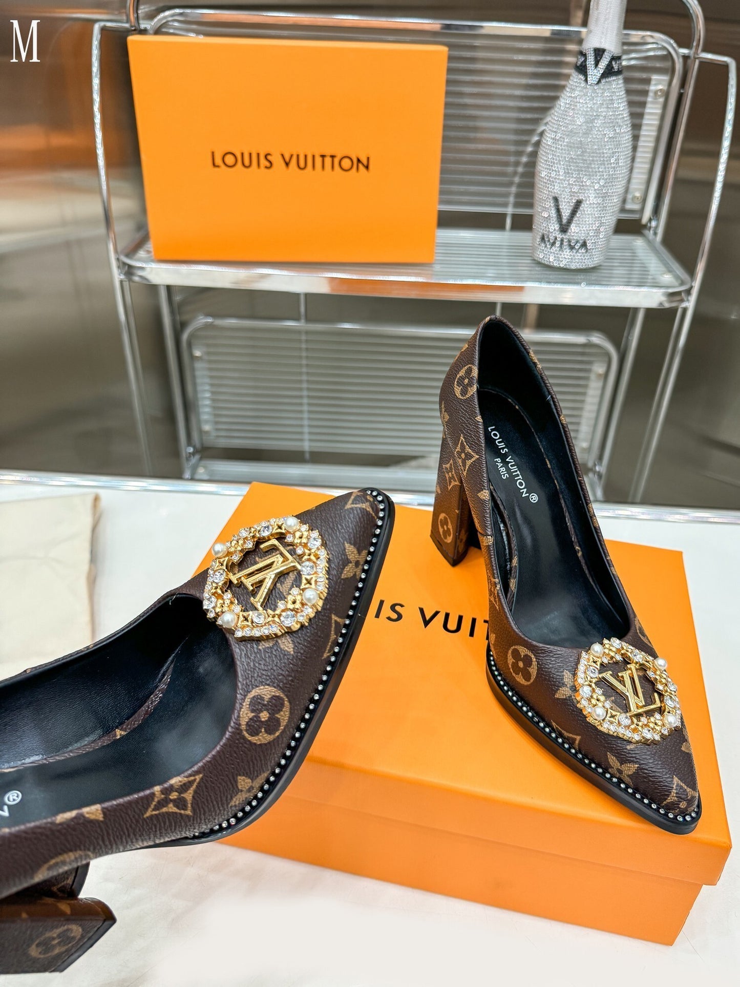 LU Shoes  Woman 2 Color's