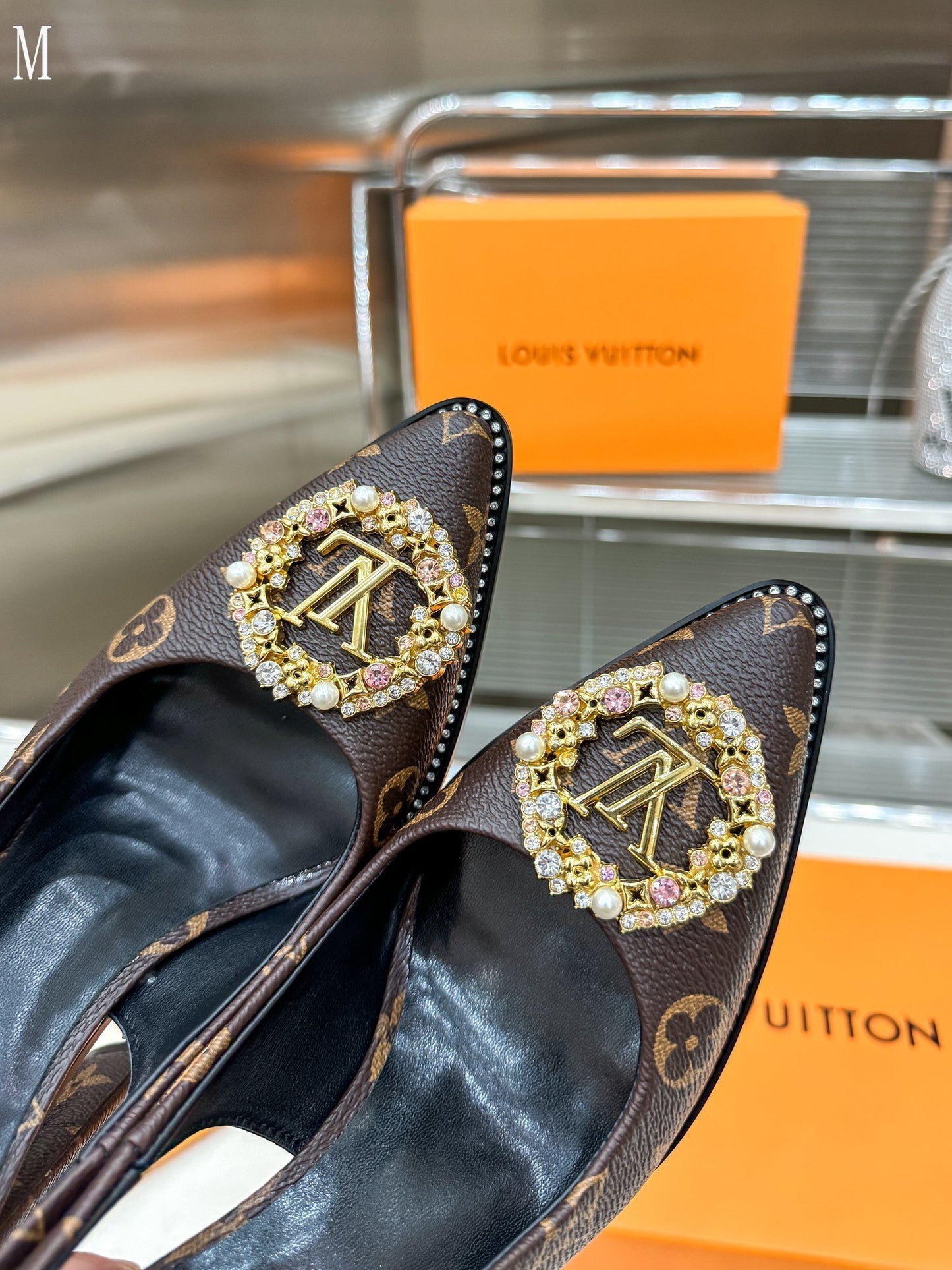 LU Shoes  Woman 2 Color's