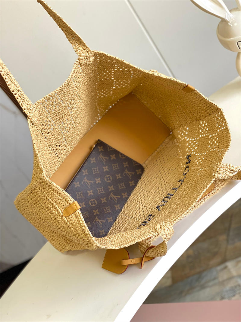 LU Raffia  Bag Tote MM 44 cm