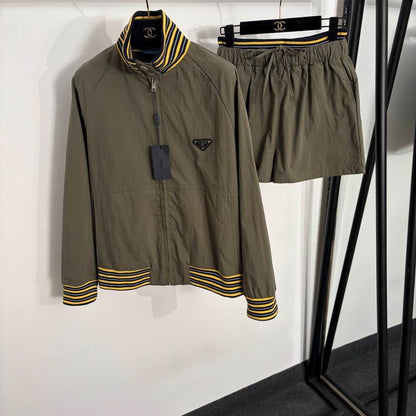 LU  Woman  jacket and short set QQ